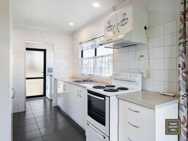 2/15 Jellicoe Road_3