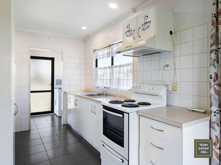 2/15 Jellicoe Road Manurewa_3