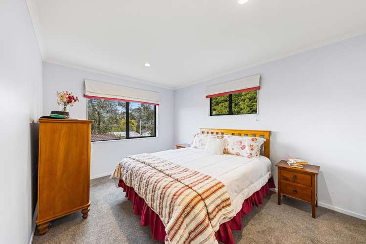 1b Triangle Road Massey_16