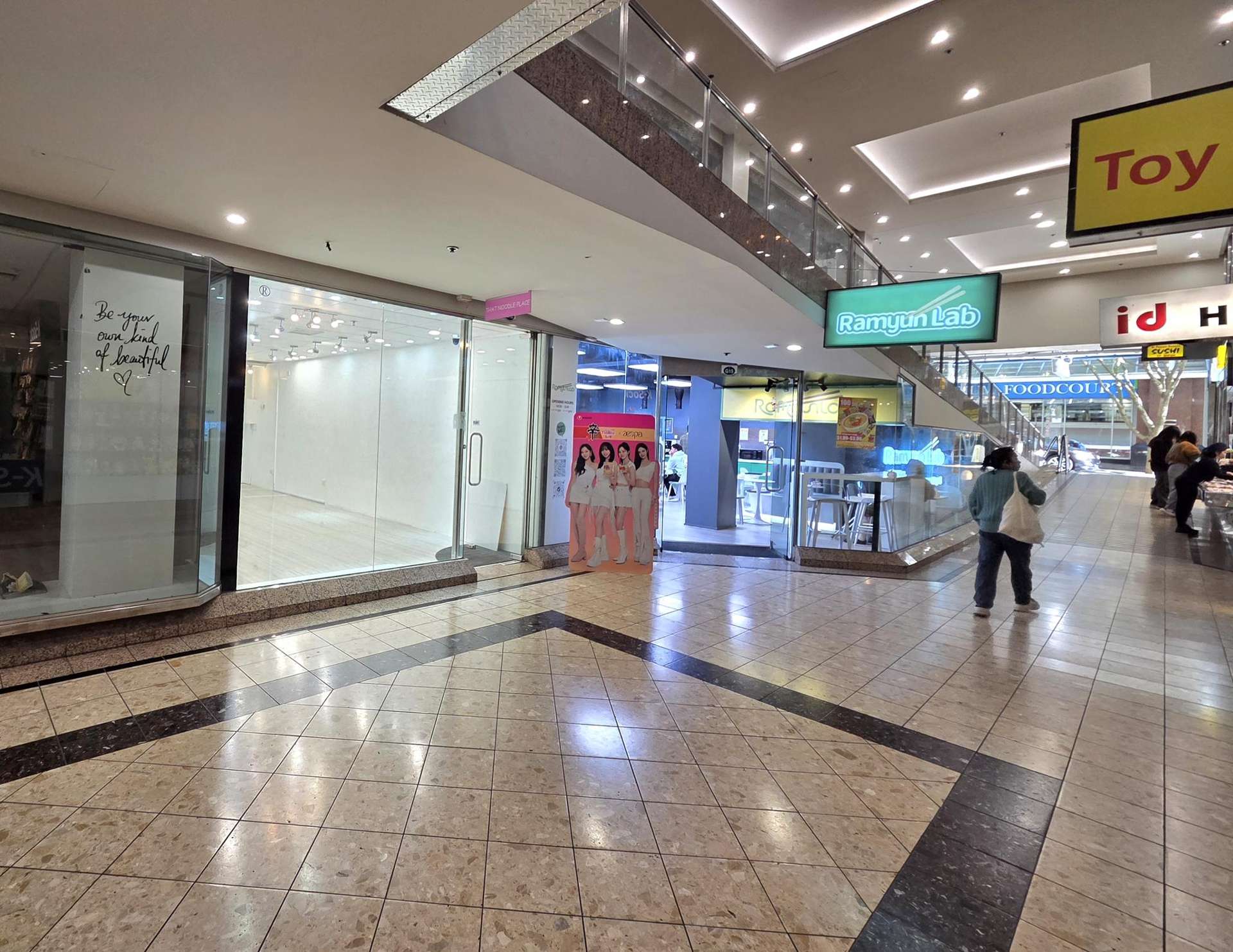 16/239 Queen Street Auckland Central_0