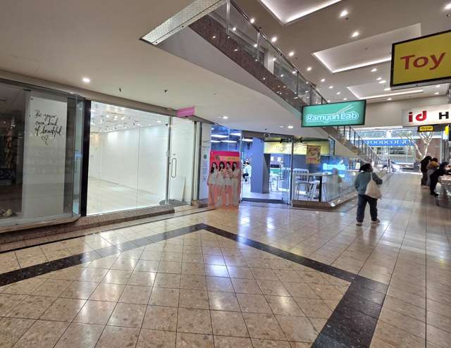 Affordable Mid City Retail - Available Now!