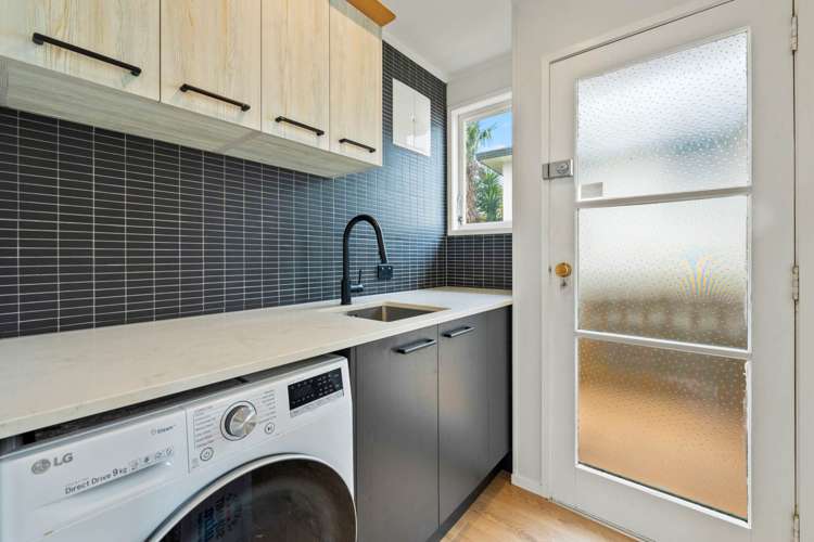 12 Arlette Place Massey_12