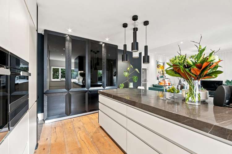 23 Innes Road Merivale_11