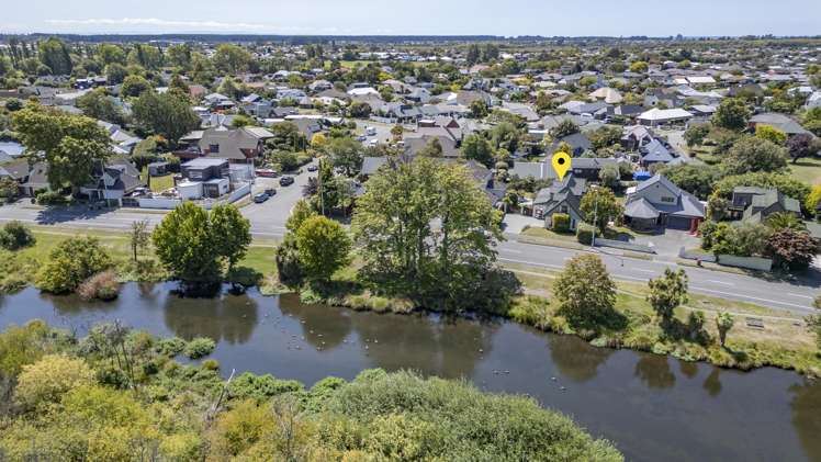 68 Lake Terrace Road Burwood_29