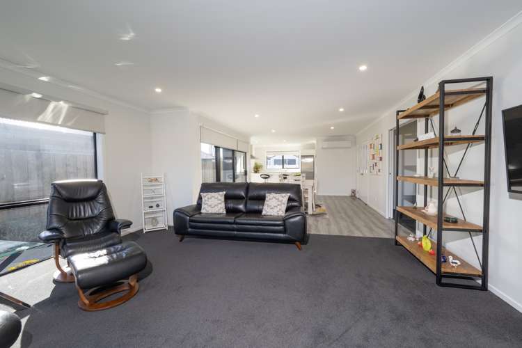 8 Redhaven Rise Netherby_9