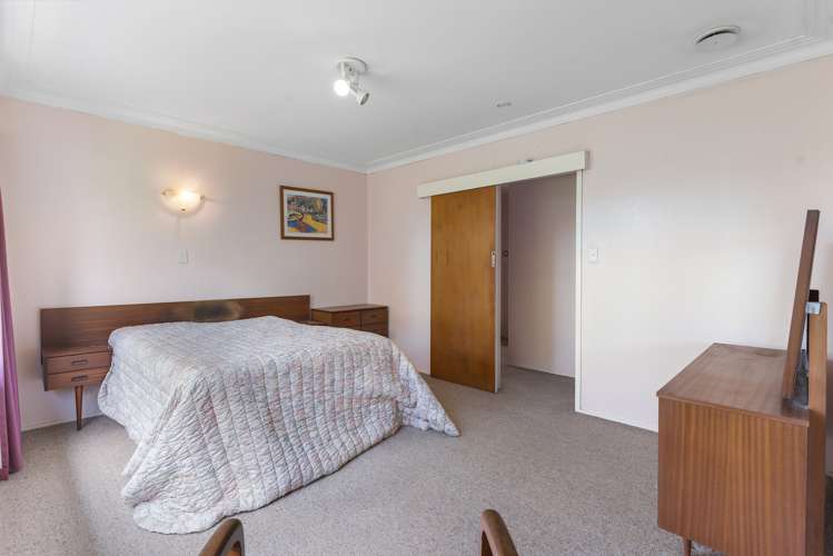 2 Portadown Avenue Pakuranga Heights_9