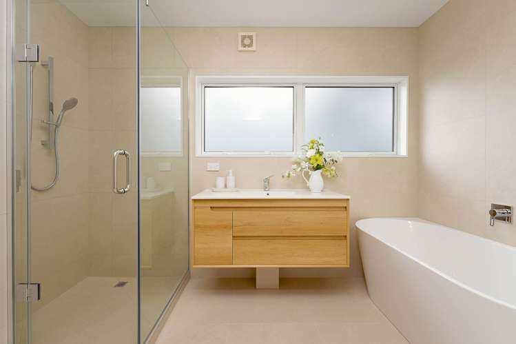 8 Nicholson Place Hillcrest_10