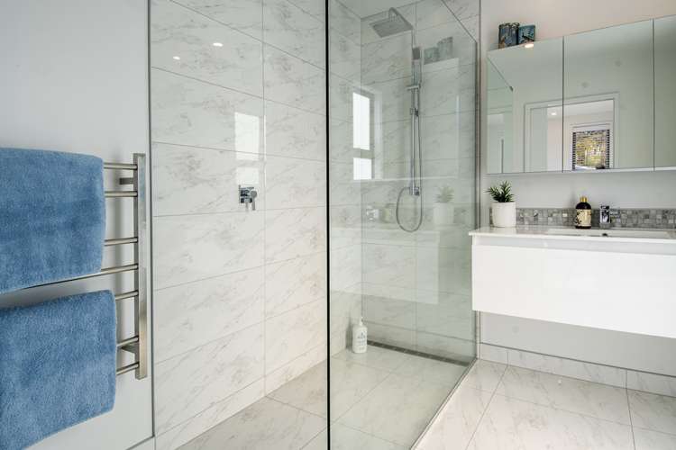 31 Saint Pauls Drive Brookfield_13
