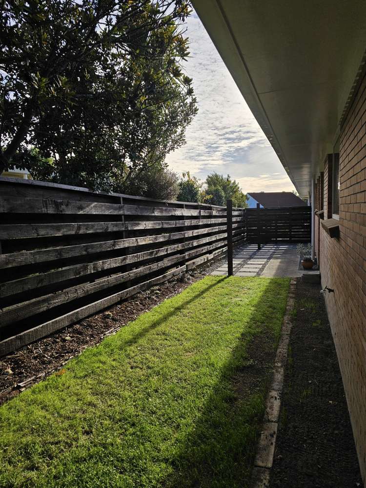 B/30 Rewarewa crescent Waikanae_12