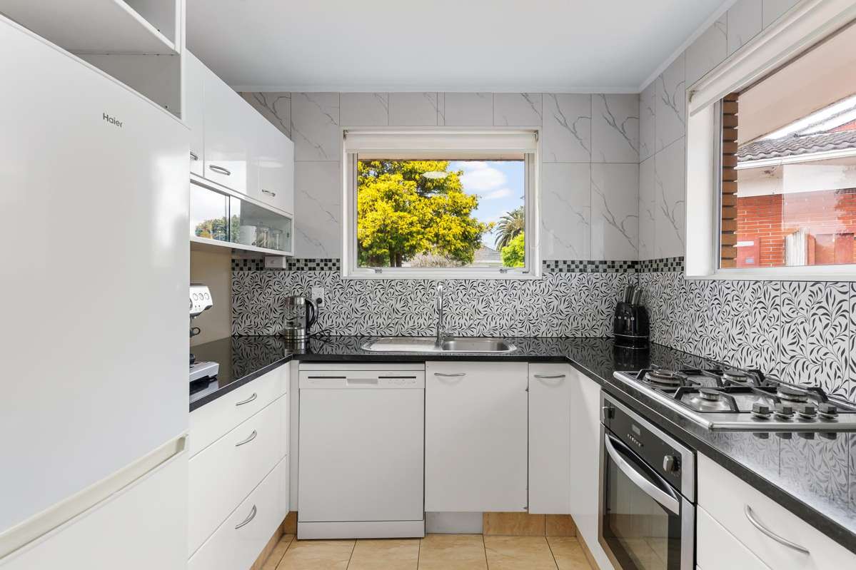 1/6 Pettit Place_3