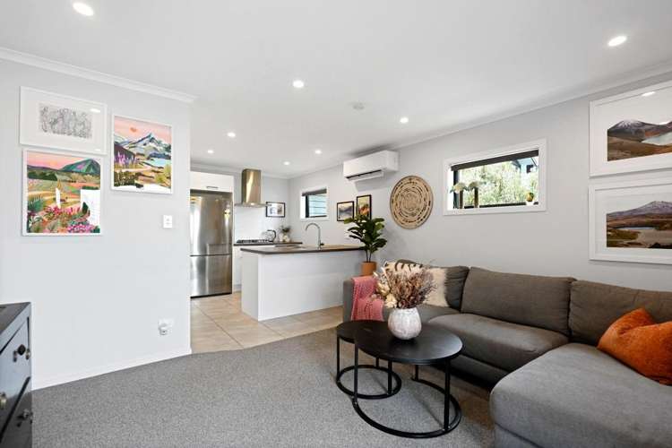 1/19 Onukutara Place 2750_4