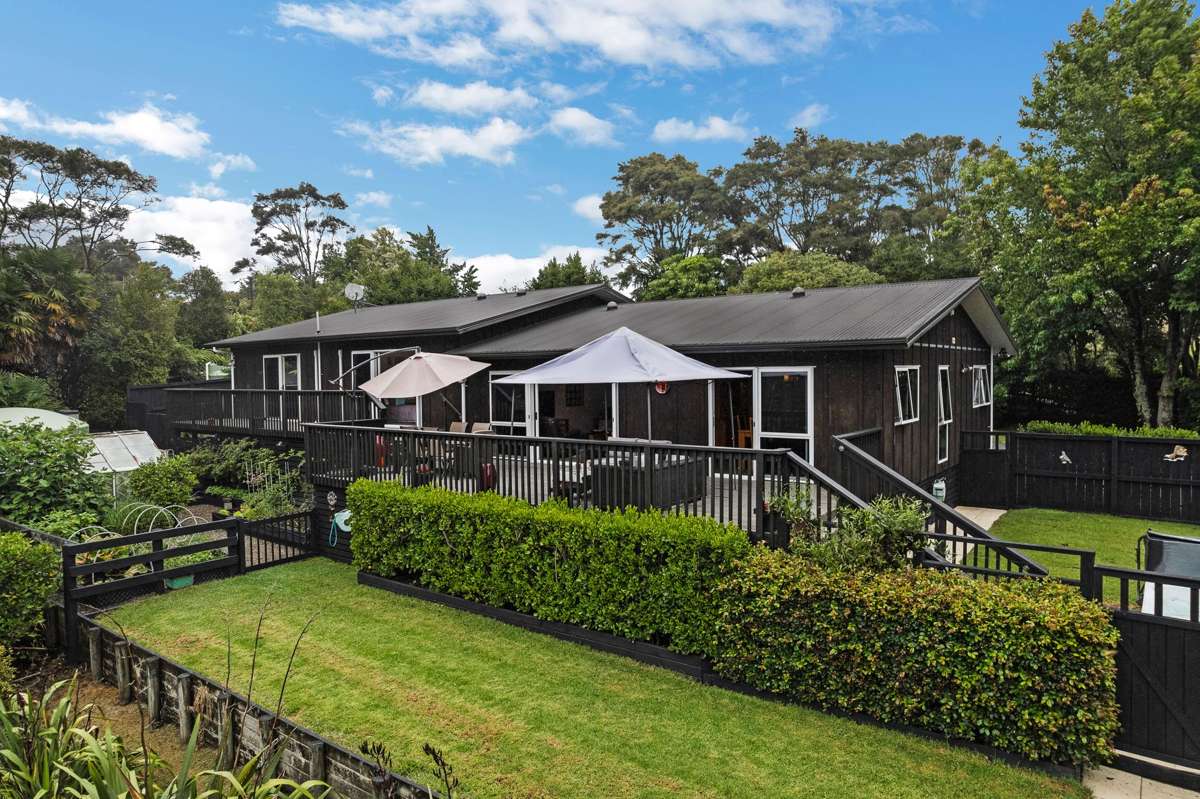 216 Ness Valley Road_4