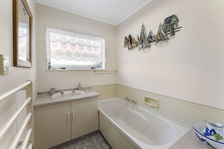 4 Arnold Savage Place Richmond_11