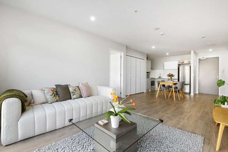 305/19 Bute Road Browns Bay_5