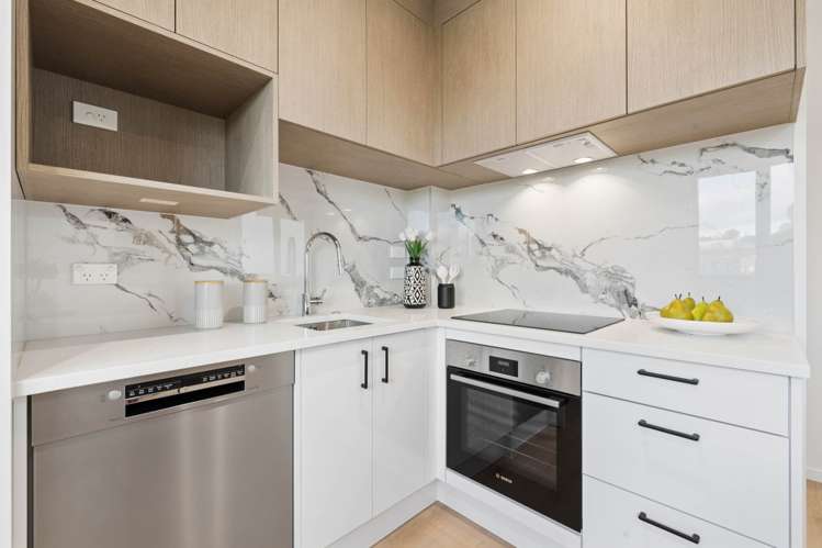 22 Vista Estate Boulevard Flat Bush_16