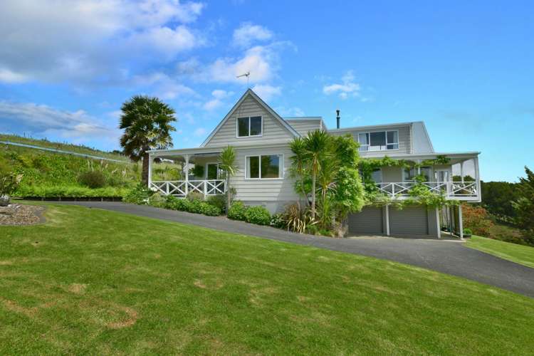 135 Hillcrest Road Hatfields Beach_25