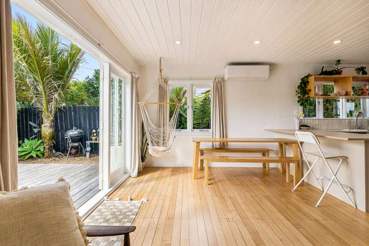 1/141 Edmonton Road Te Atatu South_8