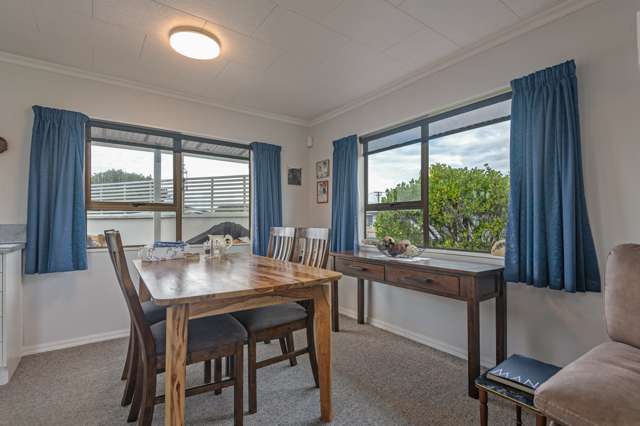 1 Kennedy Street Foxton Beach_3