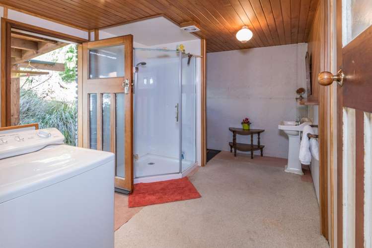 50 Main Road Luggate_12