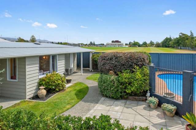 Parkside Perfection With Pool and Studio