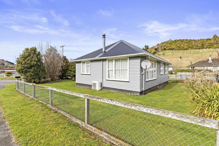 44 Goldfinch Street Taihape_12