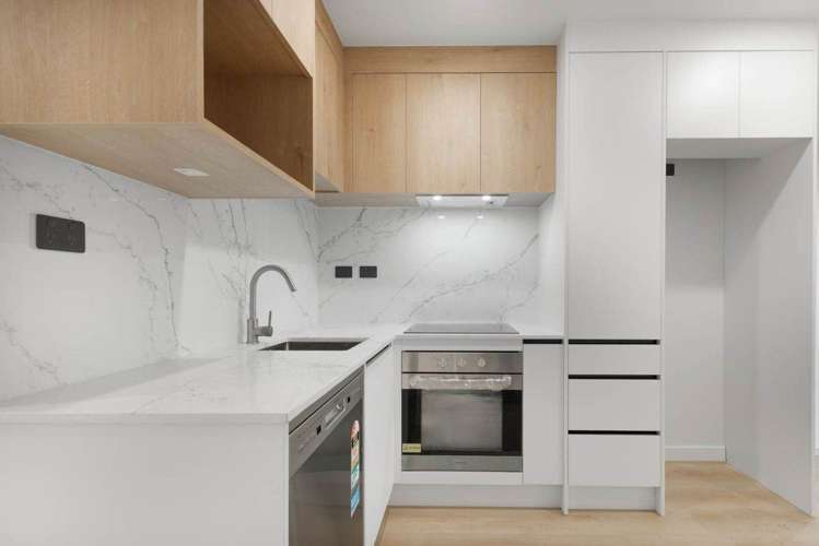 3/399 Massey Road_2