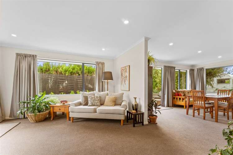 8 Ngawhatu Road Stoke_22