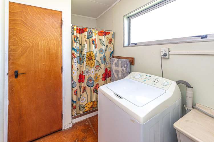 15 Nukumaru Parade Waiinu Beach_10