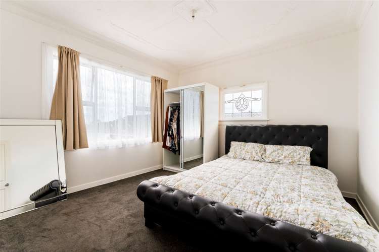 121 Riselaw Road Calton Hill_13