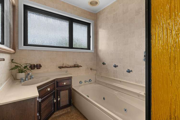 13 Trent Street Taradale_10