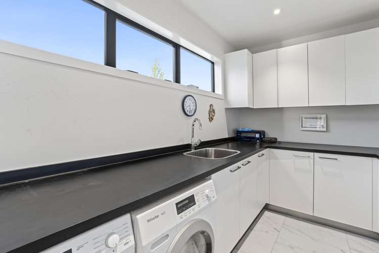 63 Infinity Drive Wanaka_15