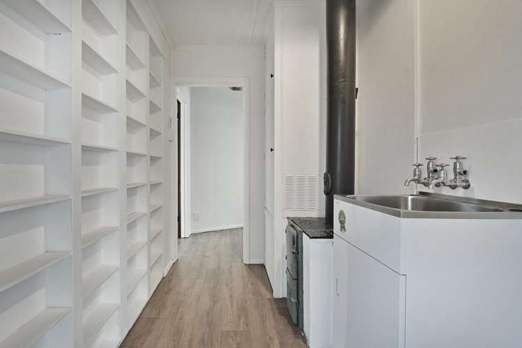 817 Lyell Street Akina_13