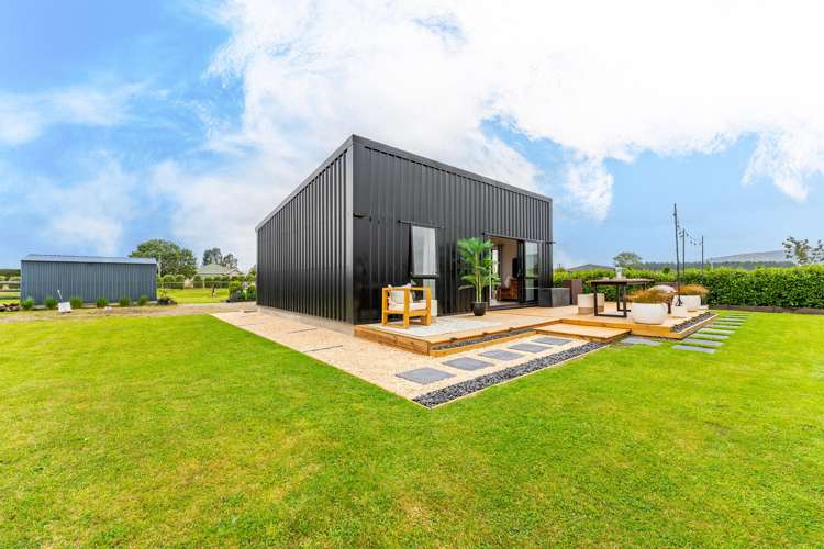 8 Minnie Street & 0 Molloys Road Waimate_6