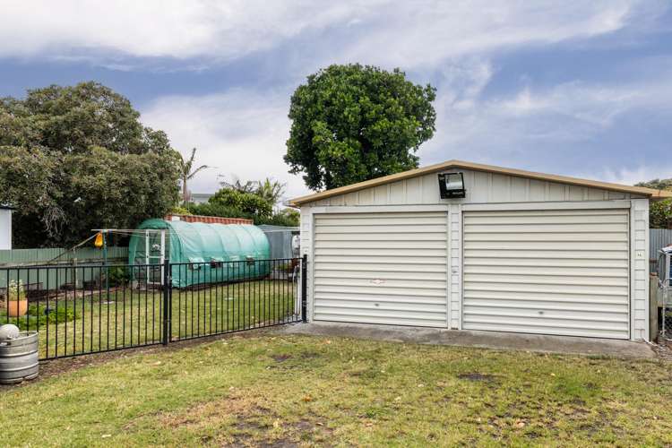 292 Clifton Road Te Awanga_12