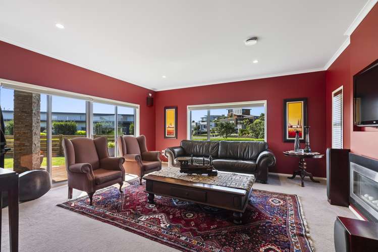 5 Links Drive Waiwhakaiho_13