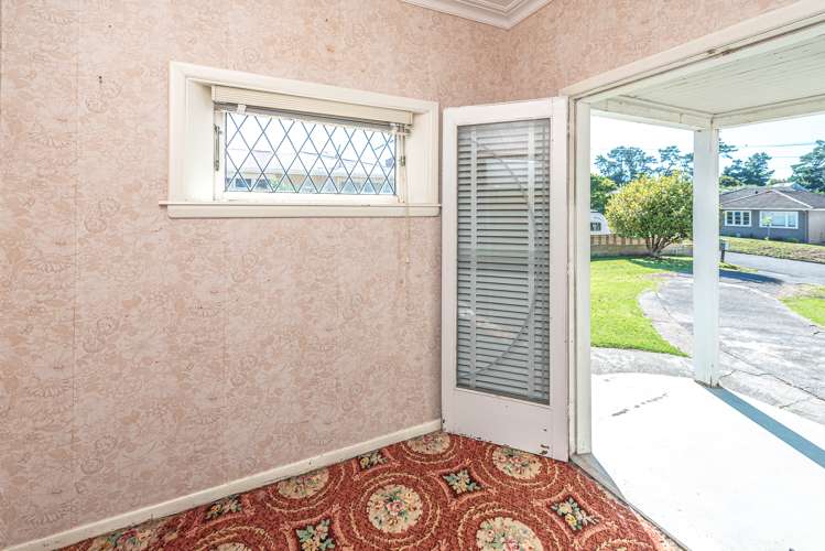 8 West Way Durie Hill_25