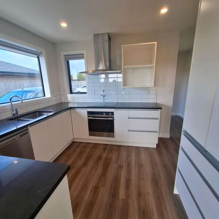 B/9 Lakewood Grove Levin_3