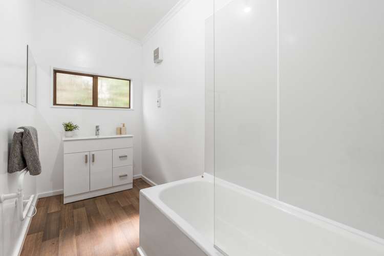 12 Shand Street Green Island_13