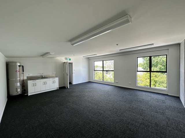 16 & 17/8 Laurenson Road Hobsonville_3