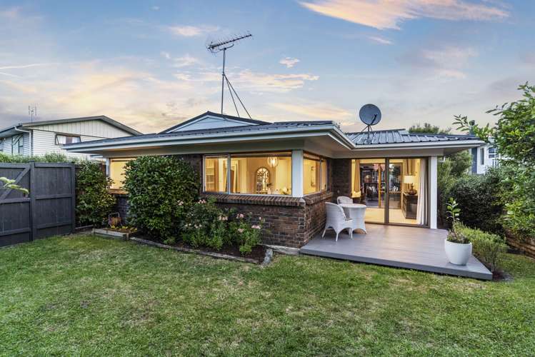 1/143 Reeves Road Pakuranga Heights_46