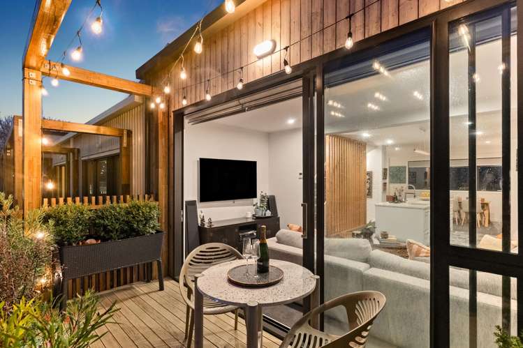 4/6 Makara Road_4