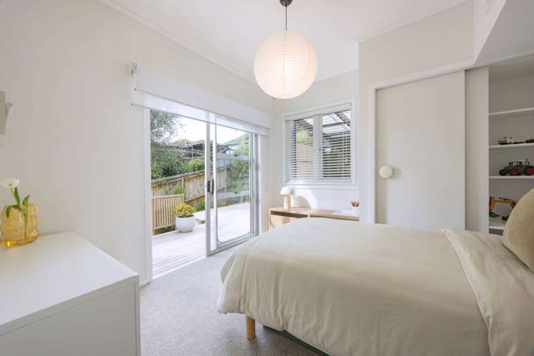 2/187 Titirangi Road Titirangi_13