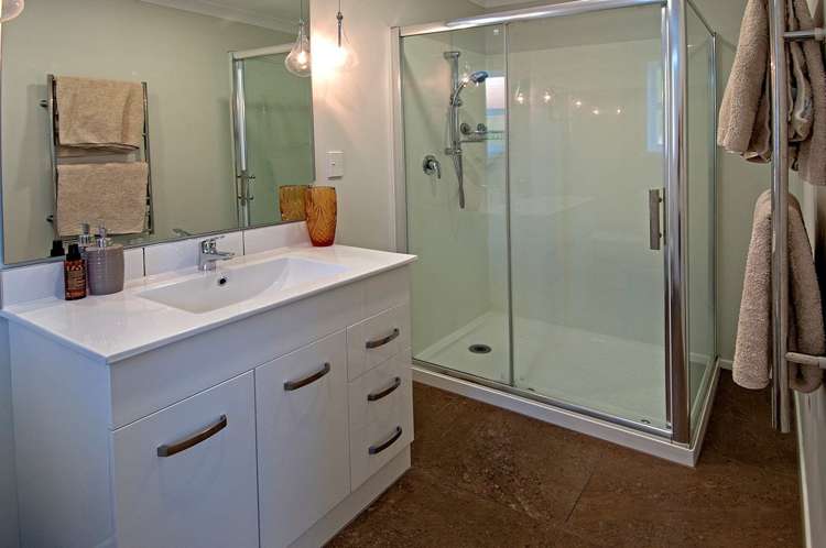 7 Nicolas Avenue Glen Eden_12