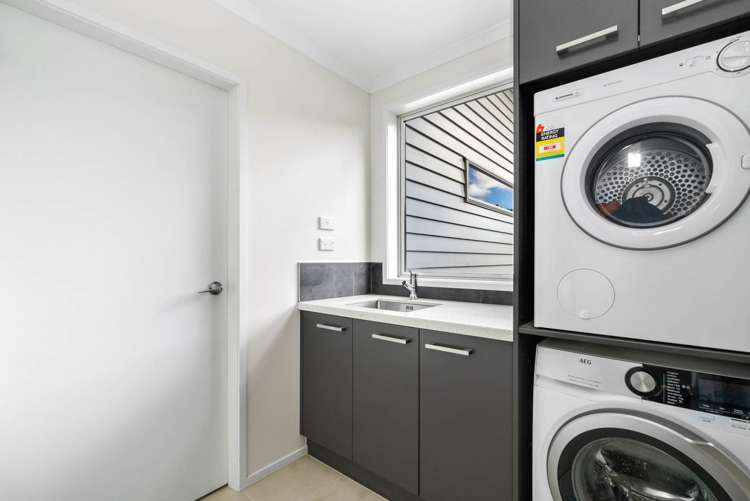 160 Gray Road Kamo_9