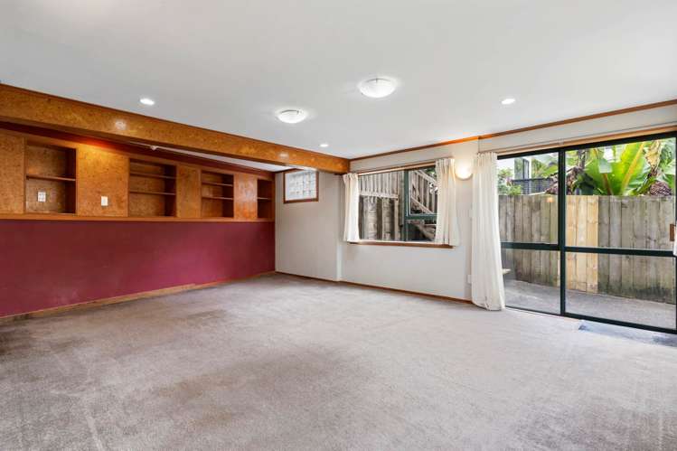 2/14 White Swan Road Mt Roskill_16