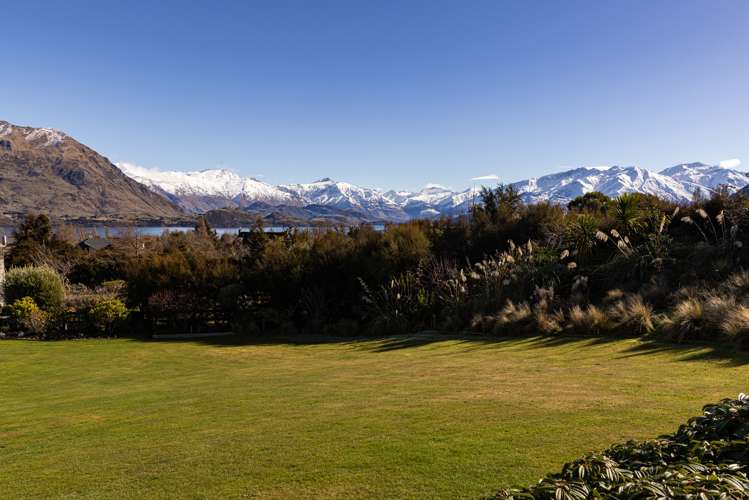 98 Hunter Crescent Wanaka_2