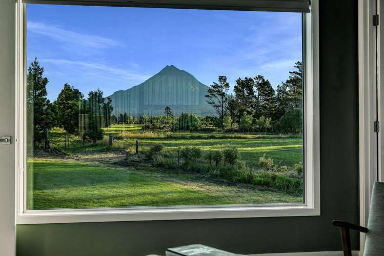 438B Alfred Road Egmont Village_24