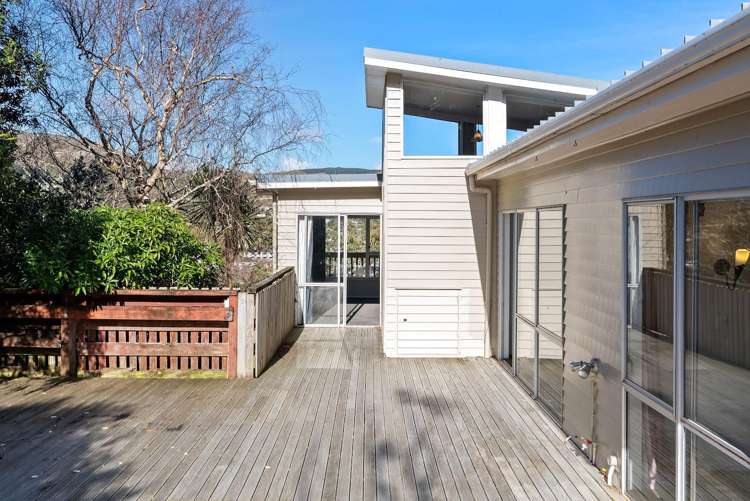 1 Fyvie Avenue Tawa_12