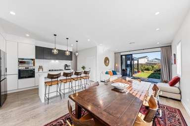 98 Maurice Kelly Road_3
