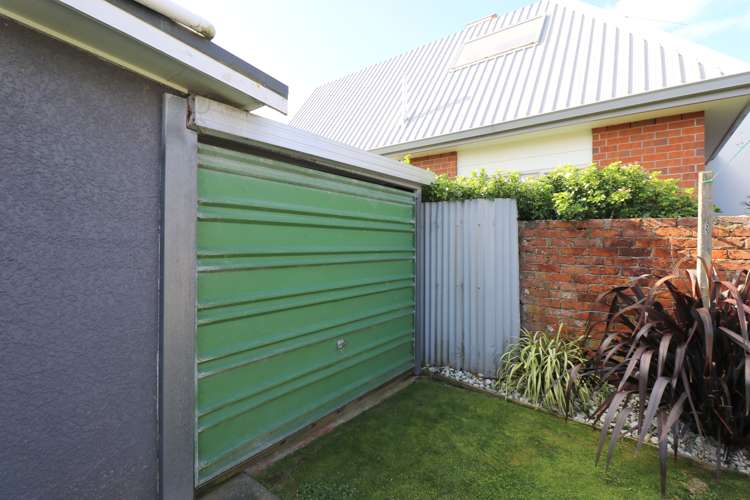 2/165 Catherine Street Windsor_16